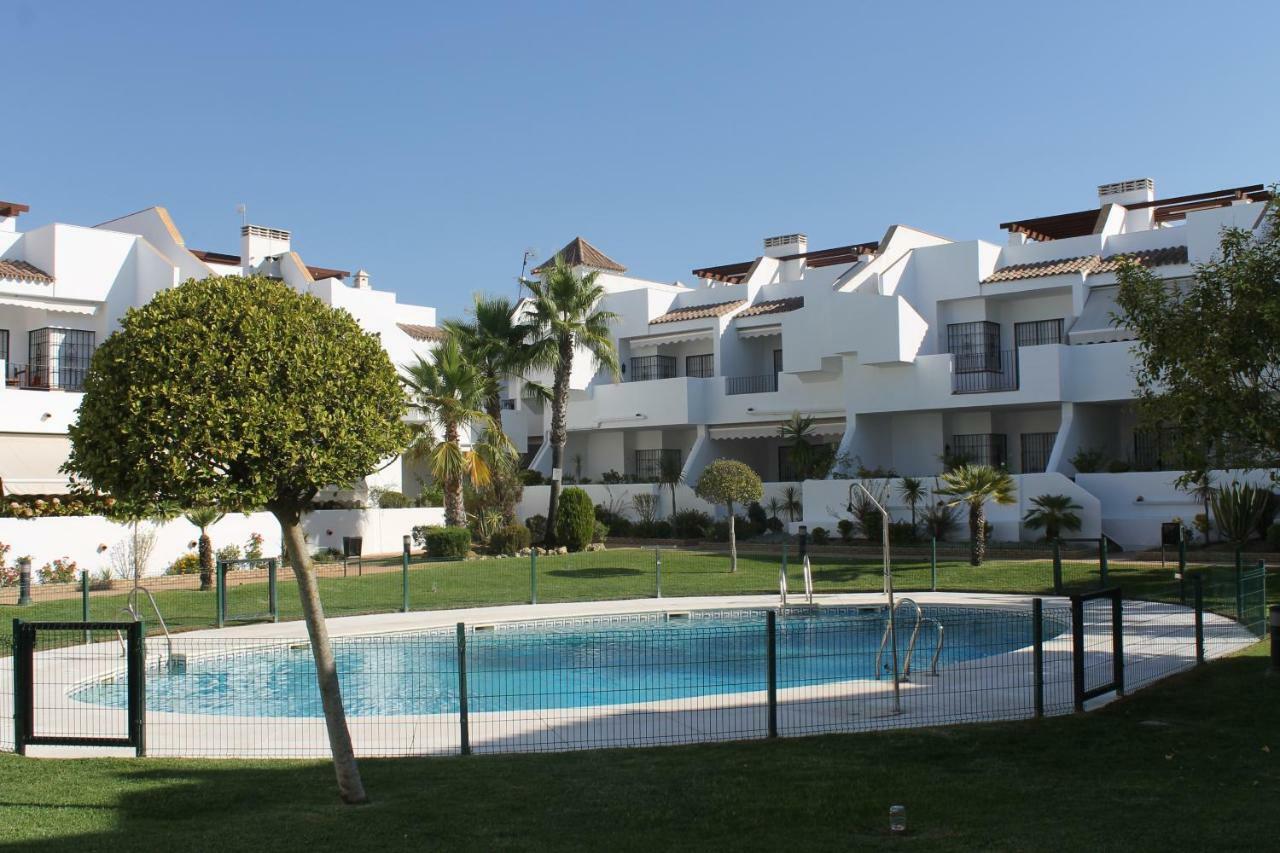 Apartamento En Urbanizacion Hacienda Golf Islantilla Isla Cristina Kültér fotó