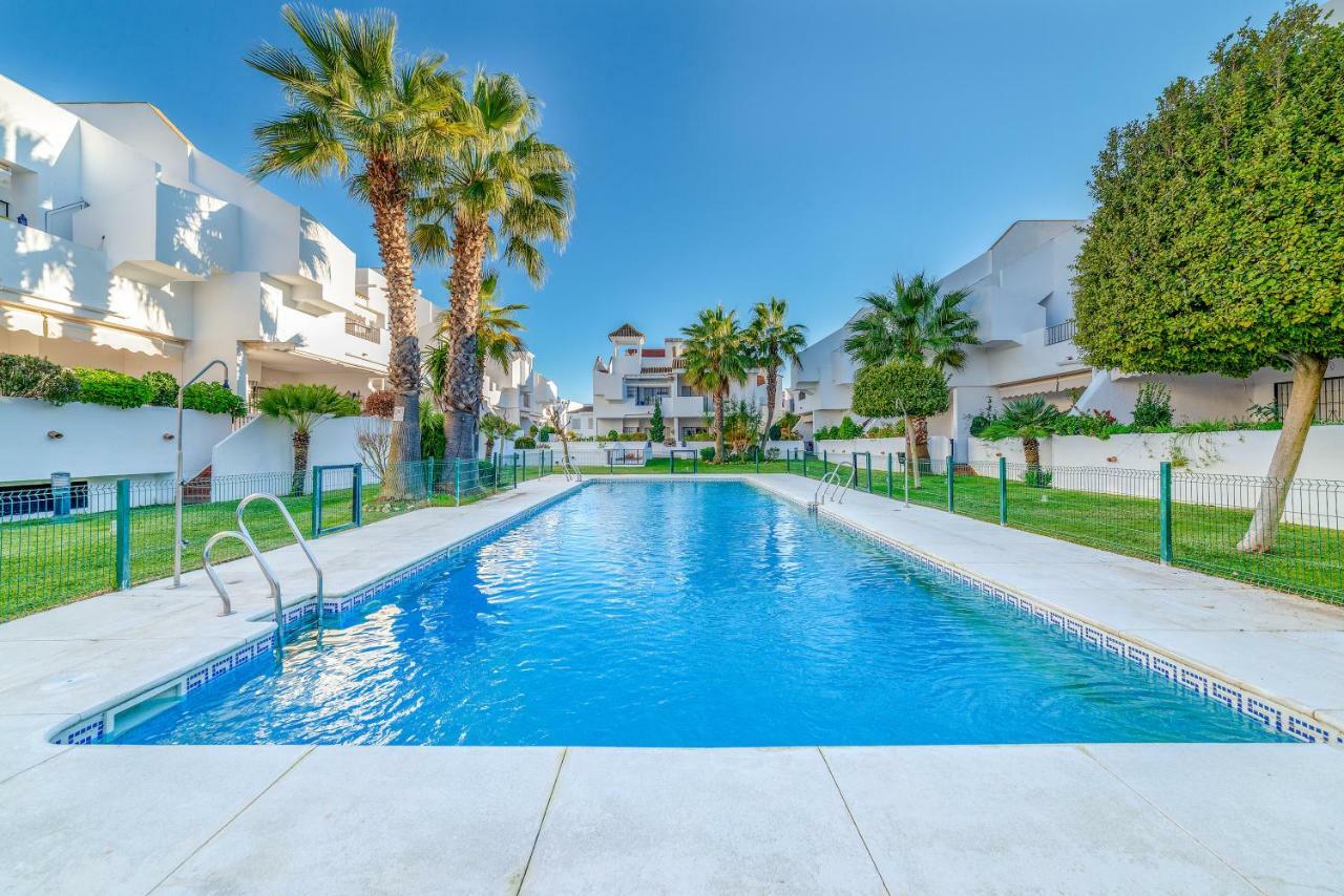 Apartamento En Urbanizacion Hacienda Golf Islantilla Isla Cristina Kültér fotó
